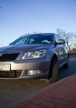 Skoda Octavia cena 29500 przebieg: 200400, rok produkcji 2012 z Niepołomice małe 106